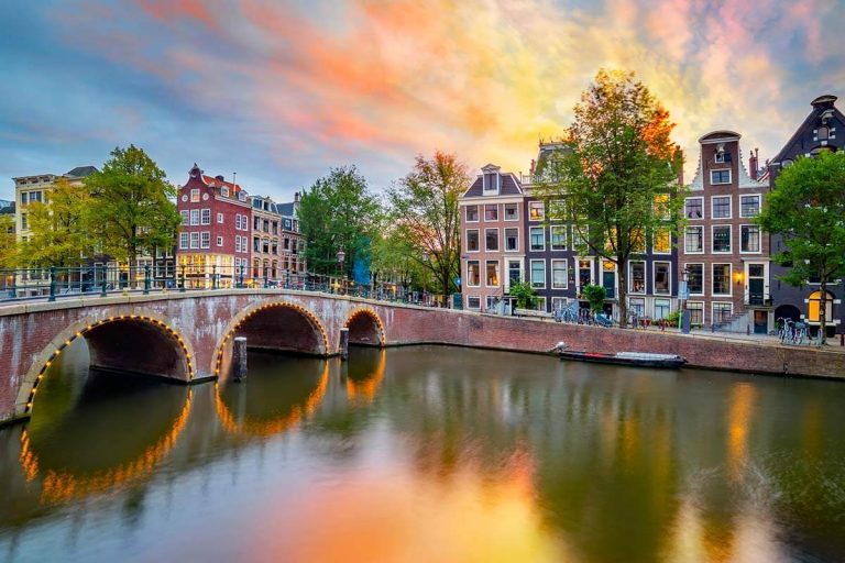 End Of August! Aer Lingus Flights From Dublin And Cork To Amsterdam And 